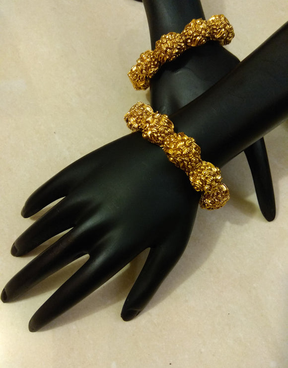 Grooves Gold Bangles - Ziva Art Jewellery
