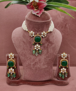 Green Stone kundan Pearl choker Necklace Set For Women