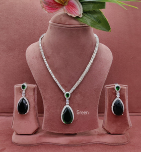 Black Teardrop Necklace-Earrings set