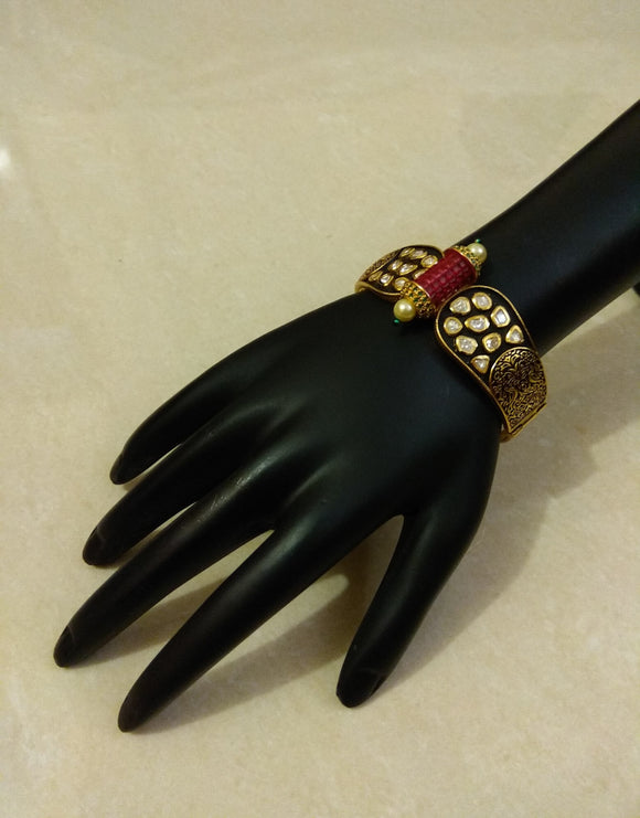 Antique Bracelet with Semi precious Red and Kundan Stones - Ziva Art Jewellery