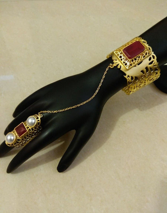 Red Stone Haath Phool - Ziva Art Jewellery